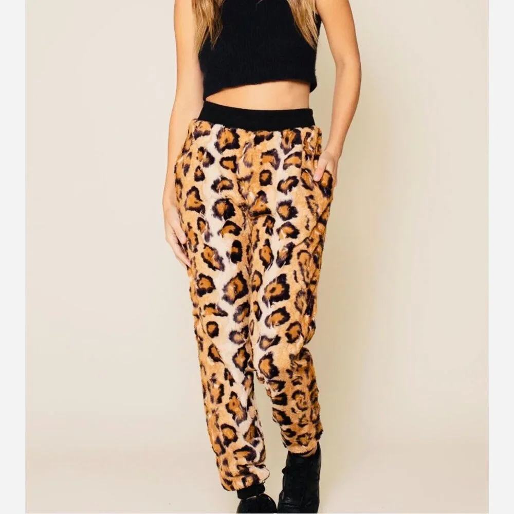 Women's Designer Sweatpants/Tan Cheetah - Picture 3 of 8
